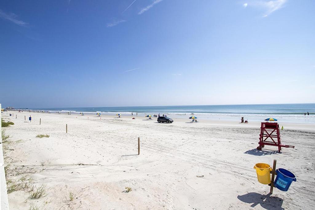 Seabliss, Oceanfront 1St Floor Cozy Condo Daytona Beach Room photo