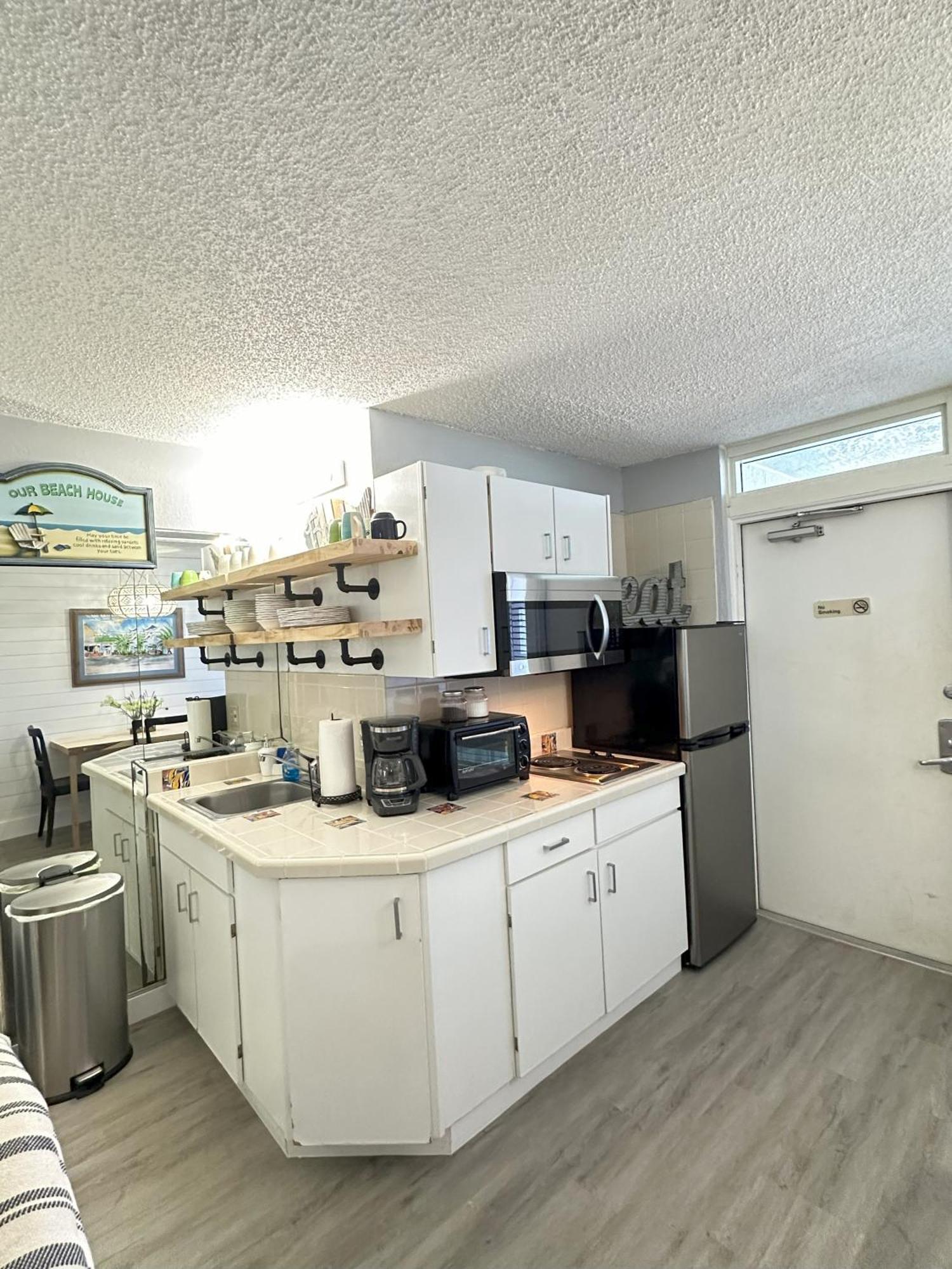 Seabliss, Oceanfront 1St Floor Cozy Condo Daytona Beach Room photo