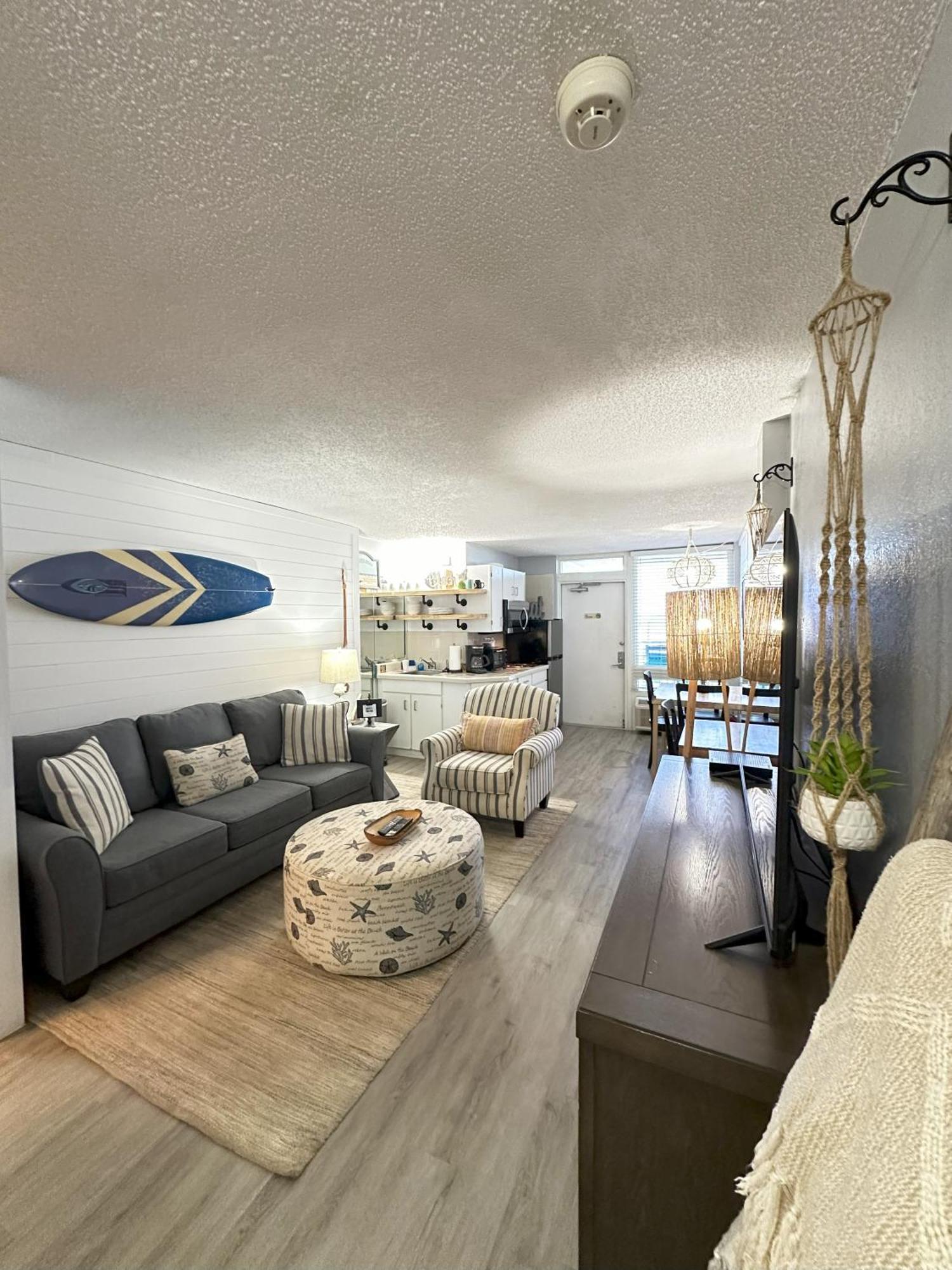 Seabliss, Oceanfront 1St Floor Cozy Condo Daytona Beach Room photo
