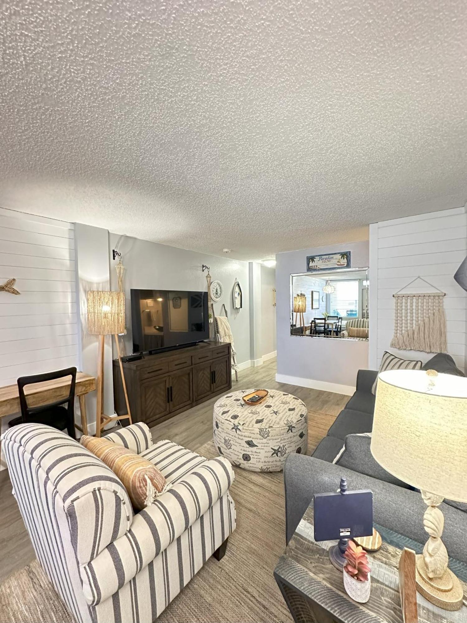 Seabliss, Oceanfront 1St Floor Cozy Condo Daytona Beach Room photo